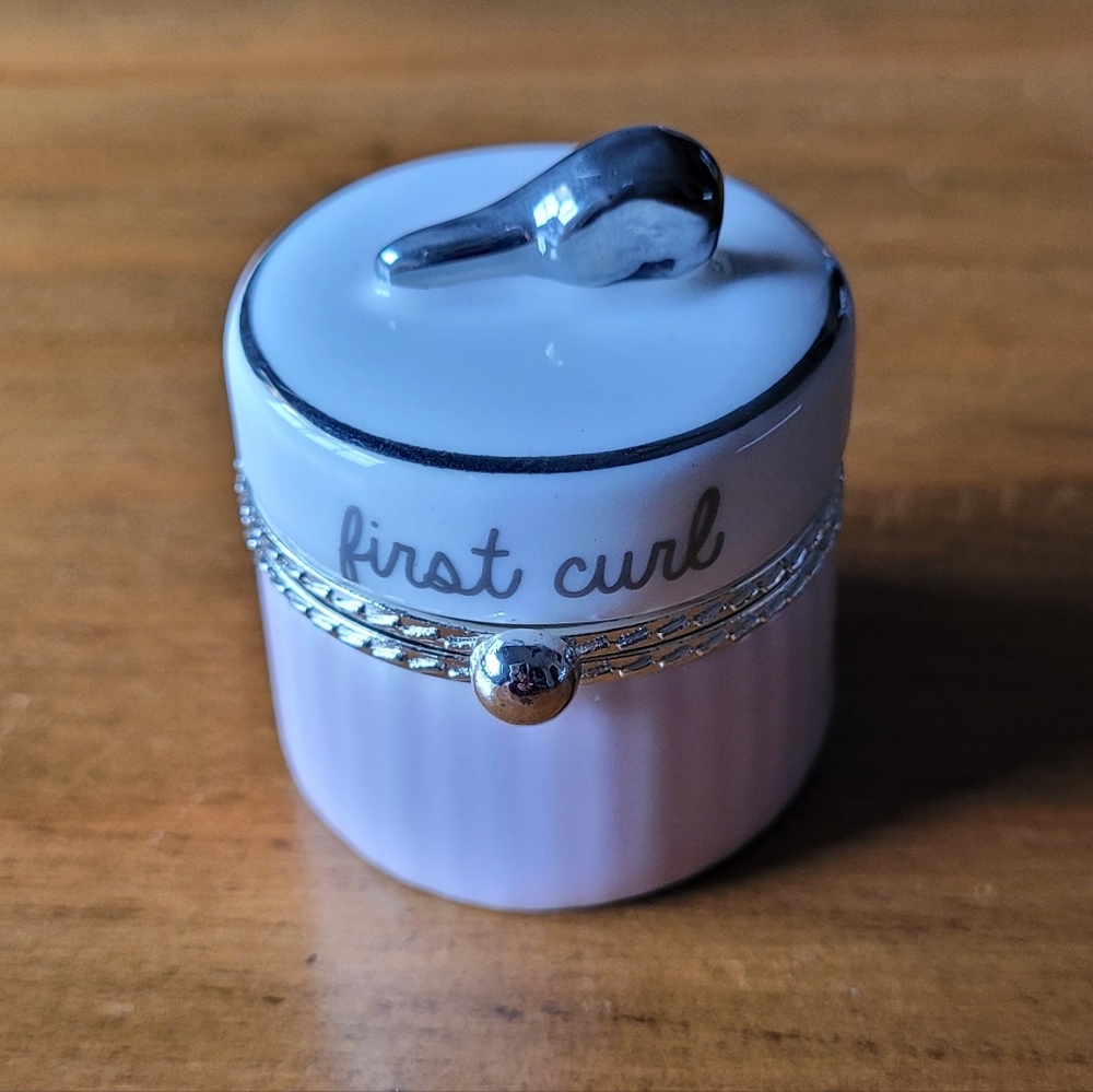 Mud Pie Baby's First Curl Little Ceramic Keepsake Box